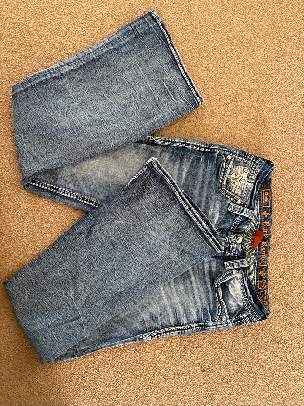 Rock revival Mid-rise flare women jean size 29
